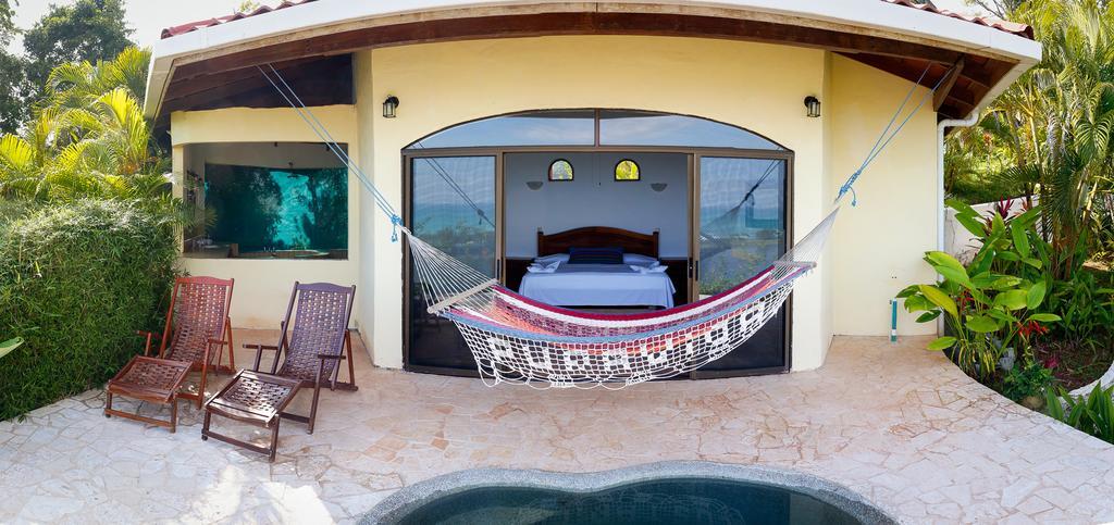 Lagunavista Villas Carate Dış mekan fotoğraf