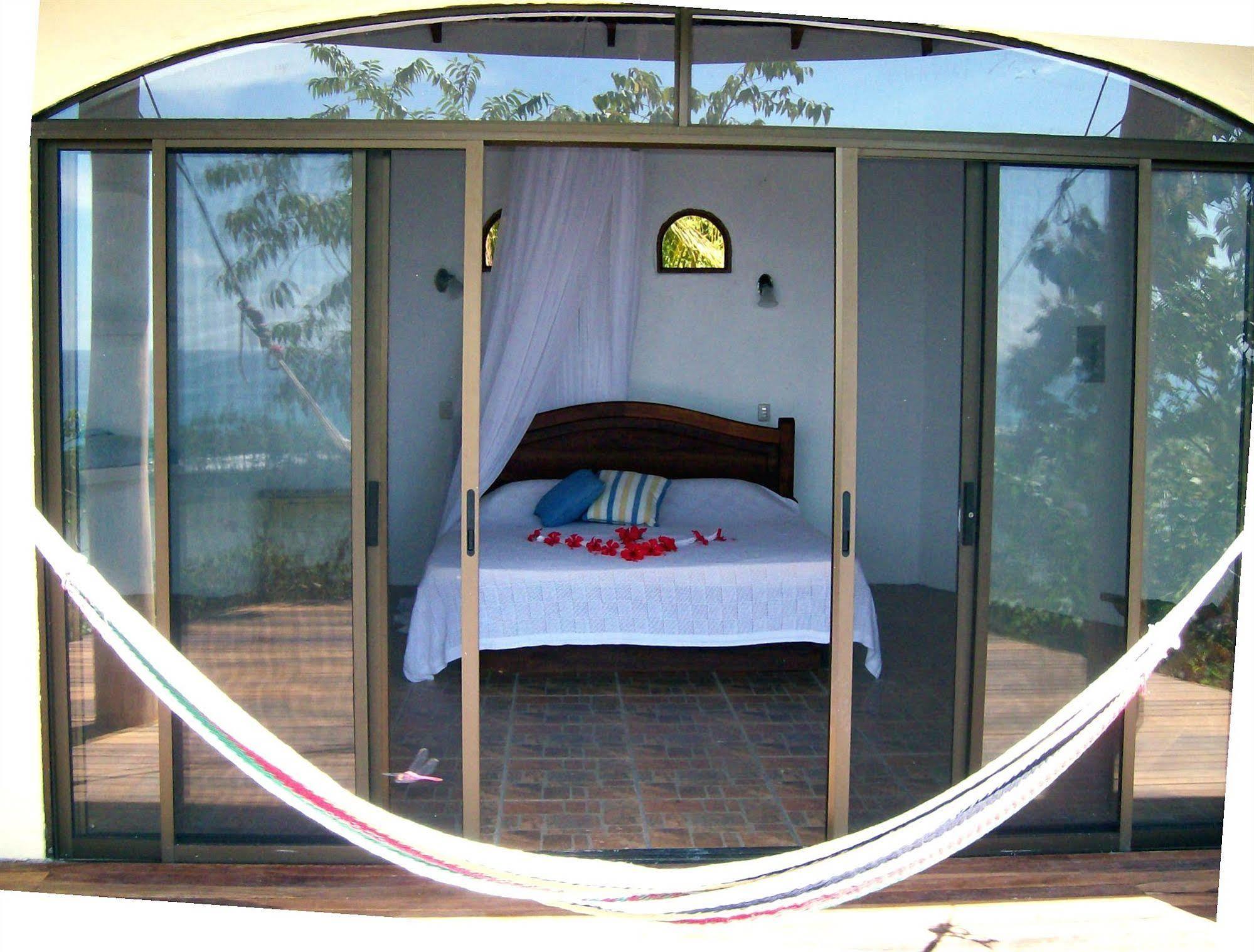 Lagunavista Villas Carate Dış mekan fotoğraf