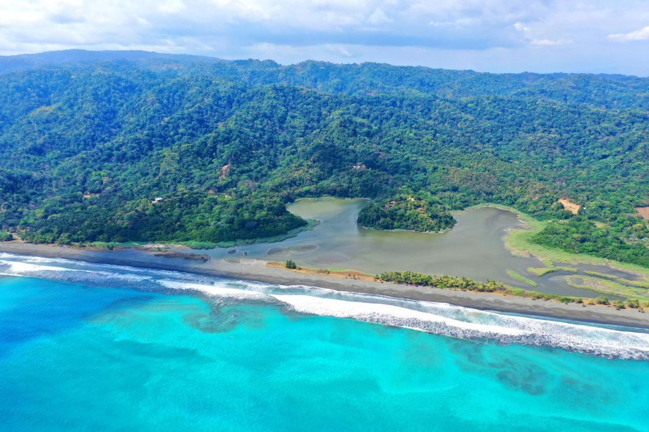 Lagunavista Villas Carate Dış mekan fotoğraf